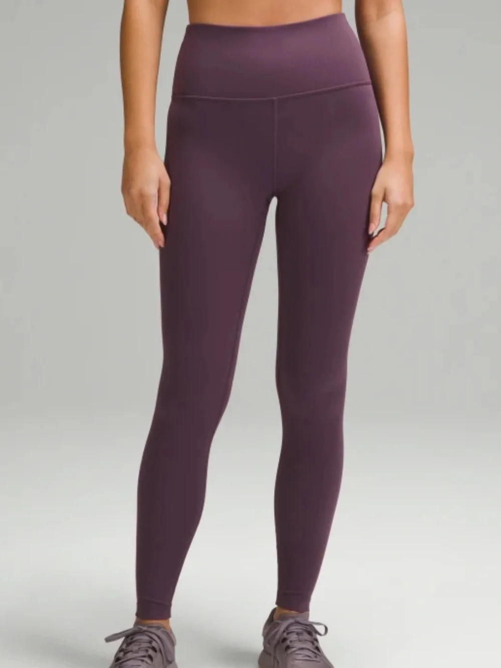Women’s Lululemon Wunder Train High Rise Tight in Grape Thistle 28”